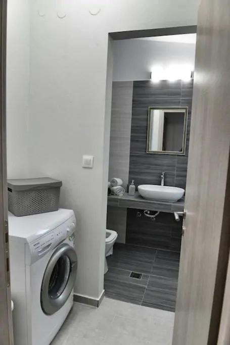 Crystallia Seaside Maisonette By Rentalspro- Nea Moudania Bagian luar foto