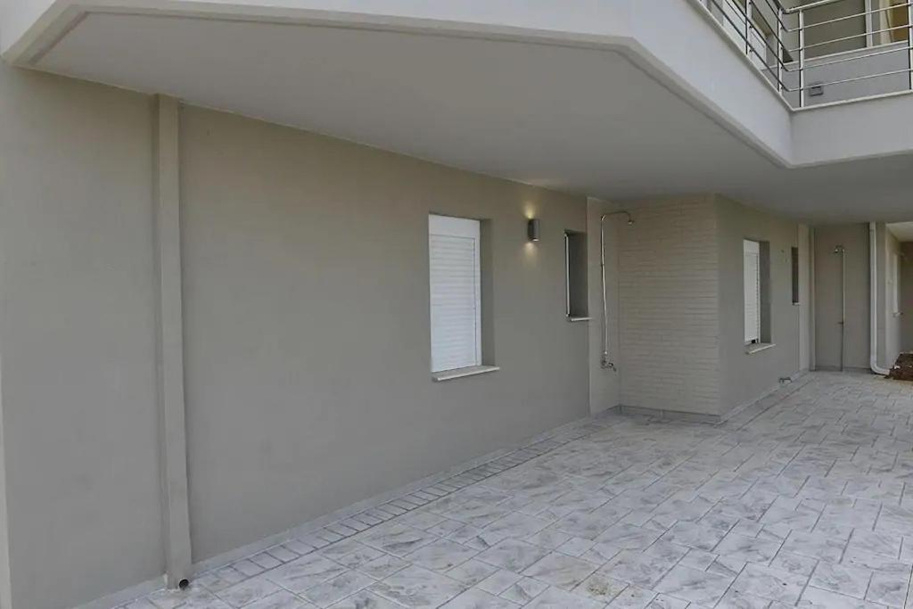 Crystallia Seaside Maisonette By Rentalspro- Nea Moudania Bagian luar foto